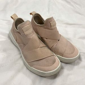 VANS Ultrarange Gore Shoes